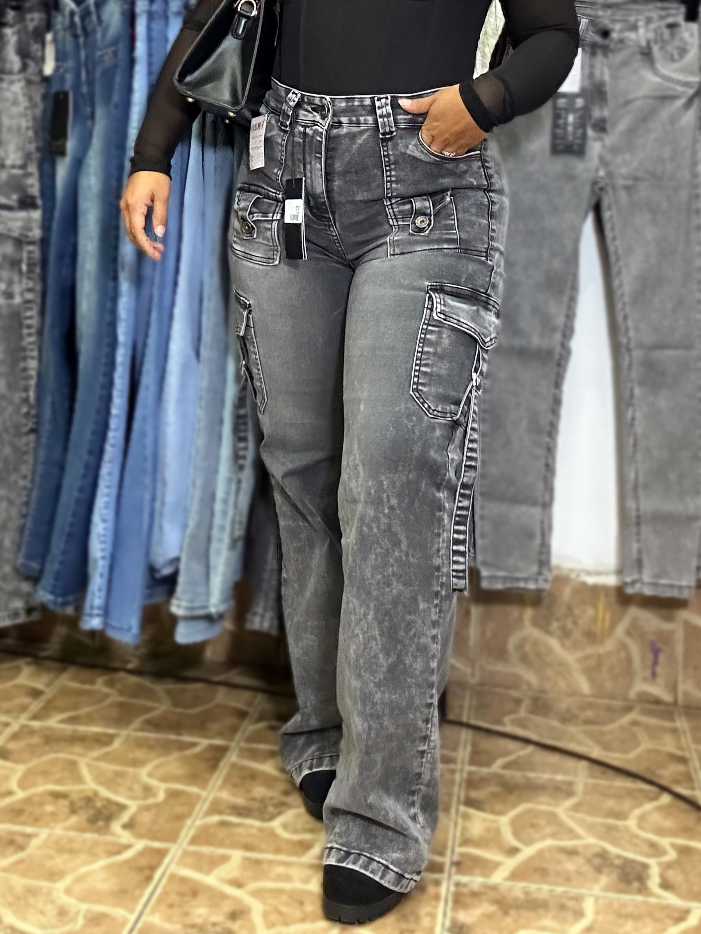 JEANS CARGO GRIS